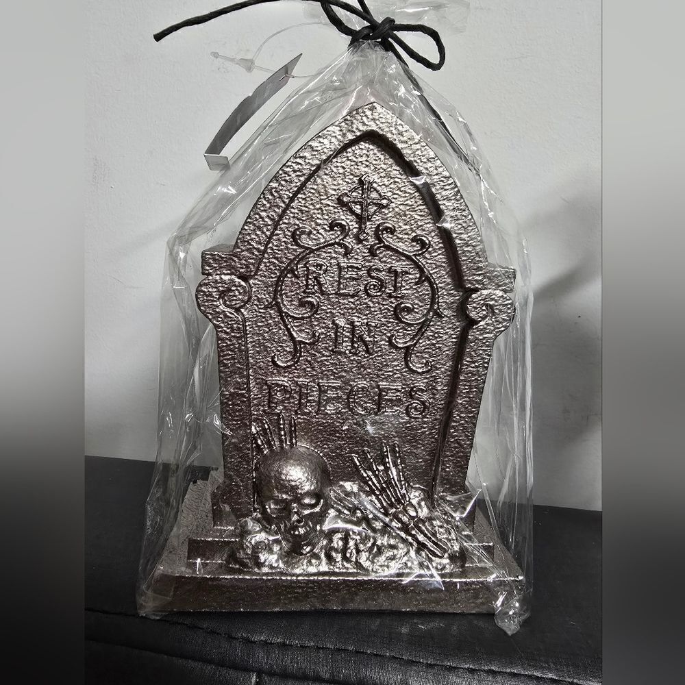 Halloween Cemetery with the Tomb Bleeding Red Candle Unscented, New